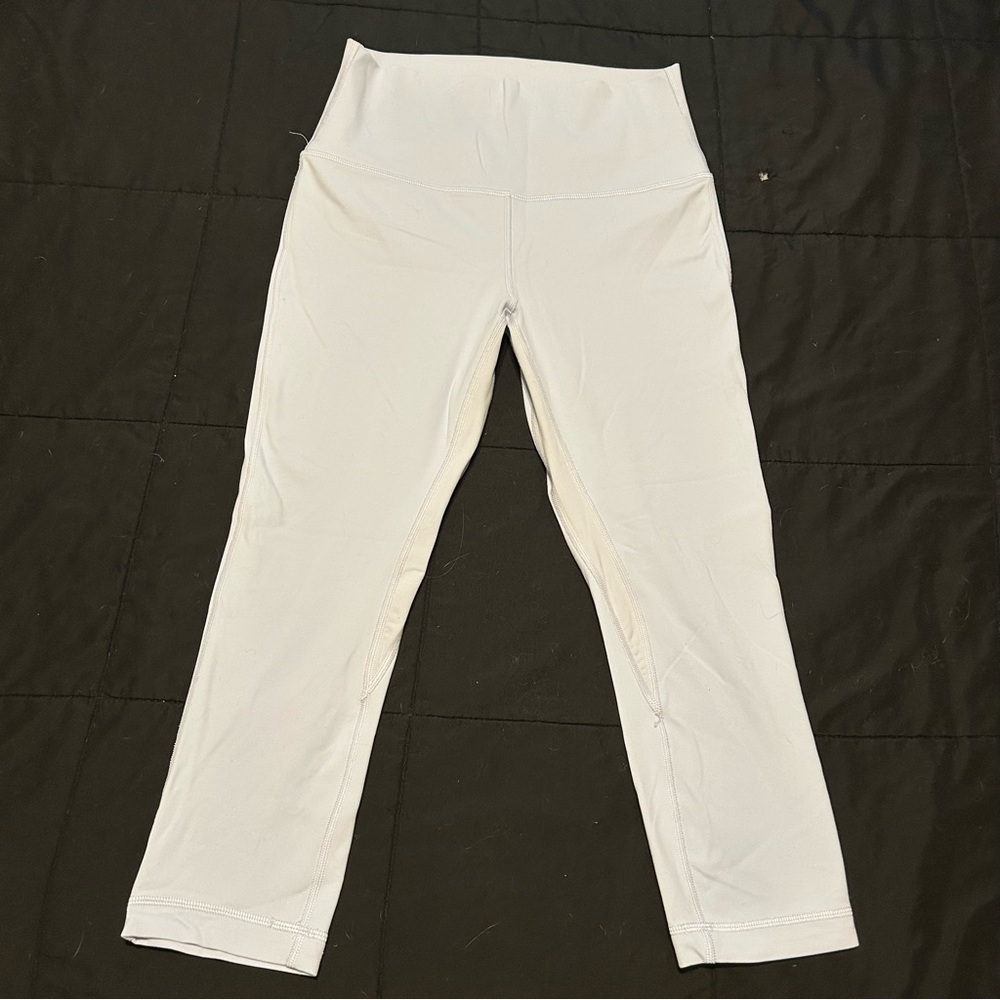 Lululemon Align High-Rise Crop 21"
Powder Blue - Picture 3 of 6